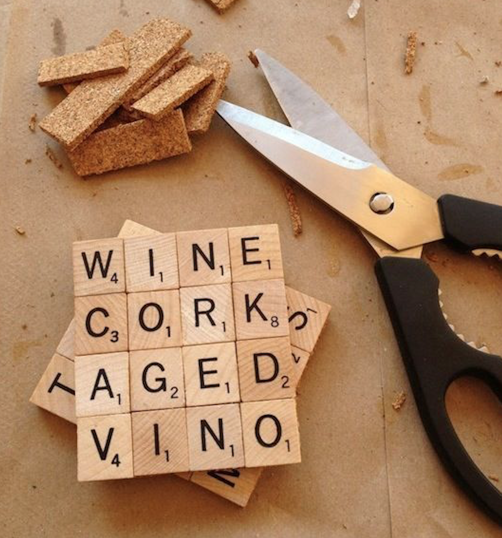 DIY créer des sous-verres en Scrabble